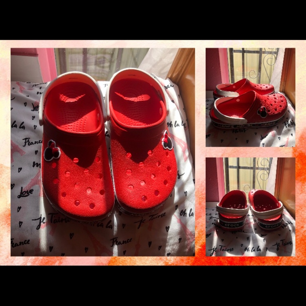 Minnie Mouse Crocs